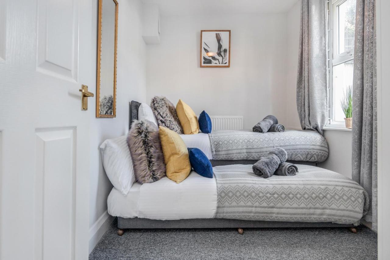 Stunning 2-Bed Apt - Free Parking - Camden - Central - Zoo - Shop - Events London Kültér fotó