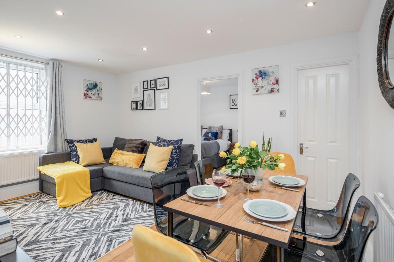 Stunning 2-Bed Apt - Free Parking - Camden - Central - Zoo - Shop - Events London Kültér fotó