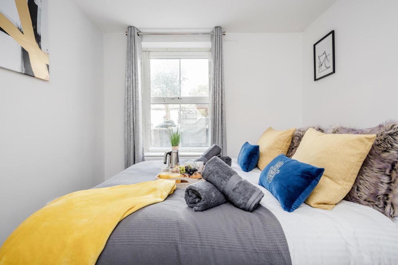 Stunning 2-Bed Apt - Free Parking - Camden - Central - Zoo - Shop - Events London Kültér fotó