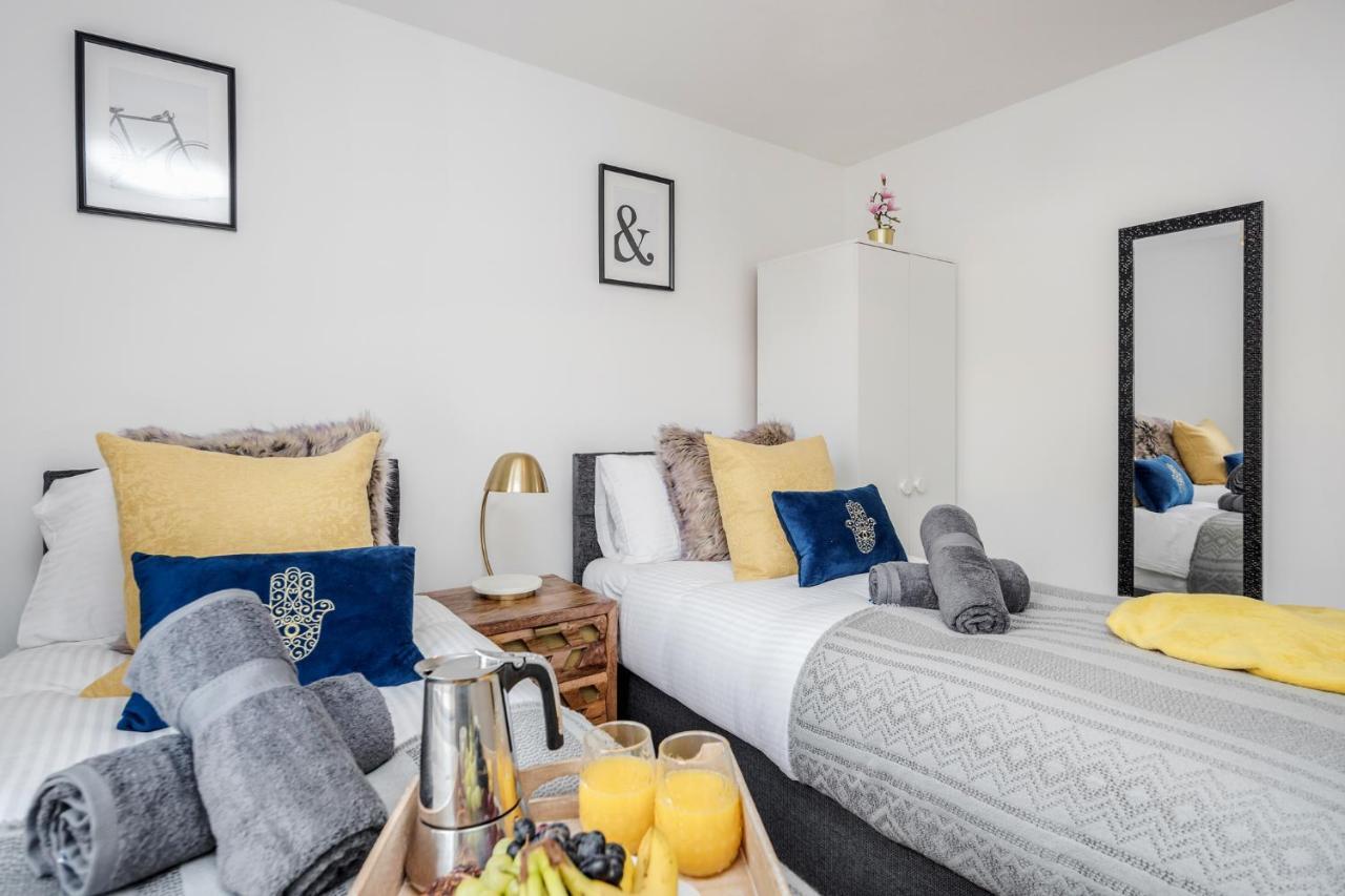 Stunning 2-Bed Apt - Free Parking - Camden - Central - Zoo - Shop - Events London Kültér fotó